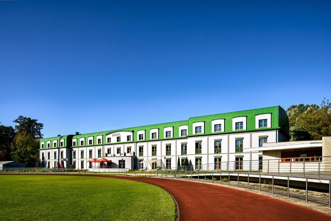 Hotel Anton By Dns Pruszkow Bagian luar foto
